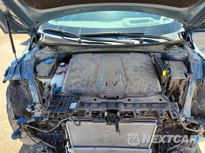Zdjęcie 11 z 12 samochodu: 2024 HYUNDAI IONIQ 5 LIMITED VIN:KM8KRDDF0RU320263 - miniatura