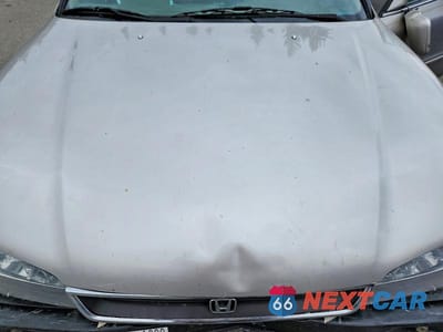 Zdjęcie 11 z 13 samochodu: 1996 HONDA ACCORD EX VIN:1HGCD5654TA283892 - miniatura
