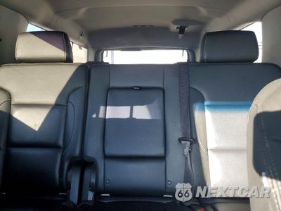 Zdjęcie 10 z 13 samochodu: 2019 CHEVROLET SUBURBAN K1500 LT VIN:1GNSKHKC9KR171733 - miniatura