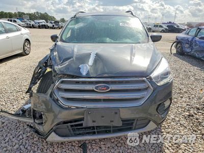 Piąte zdjęcie samochodu w środku: 2019 FORD ESCAPE SEL VIN:1FMCU0HD4KUA99907 - miniatura