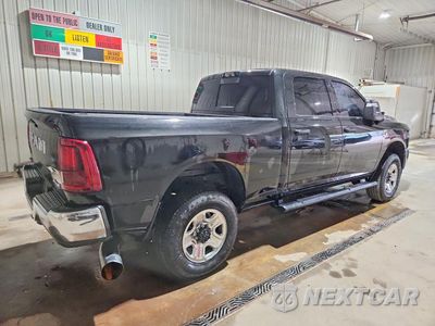 Trzecie zdjęcie samochodu z tyłu: 2025 RAM 2500 TRADESMAN VIN:3C63R5CL1SG503029 - miniatura