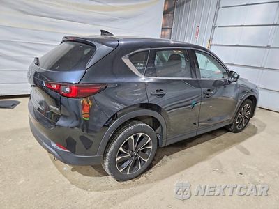 Trzecie zdjęcie samochodu z tyłu: 2023 MAZDA CX-5 PREMIUM VIN:JM3KFBDM8P0159172 - miniatura