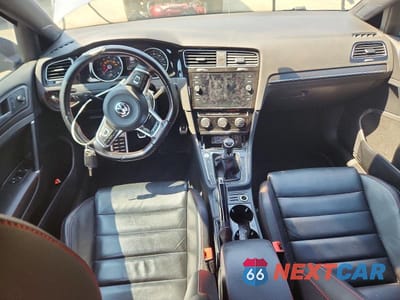 Zdjęcie 8 z 12 samochodu: 2018 VOLKSWAGEN GTI S VIN:3VW547AU9JM251518 - miniatura
