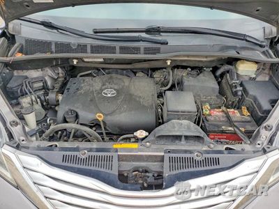 Zdjęcie 12 z 13 samochodu: 2017 TOYOTA SIENNA LIMITED PREMIUM 7-PASSENGER VIN:5TDDZ3DC2HS160354 - miniatura