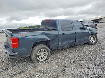 Trzecie zdjęcie samochodu z tyłu: 2018 CHEVROLET SILVERADO K1500 LT VIN:3GCUKREC5JG131697 - miniatura