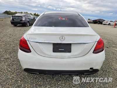 Zdjęcie 6 z 13 samochodu: 2020 MERCEDES-BENZ C 300 VIN:W1KWF8DBXLR598882 - miniatura