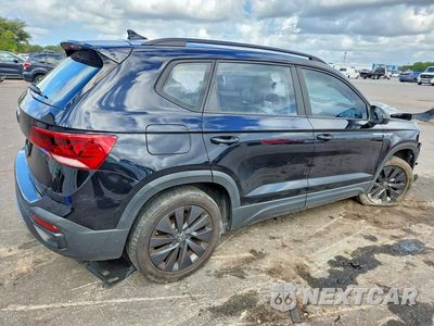 Trzecie zdjęcie samochodu z tyłu: 2022 VOLKSWAGEN TAOS S VIN:3VVDX7B29NM011895 - miniatura