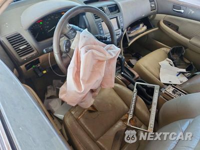 Zdjęcie 8 z 12 samochodu: 2006 HONDA ACCORD EX VIN:1HGCM66876A055325 - miniatura