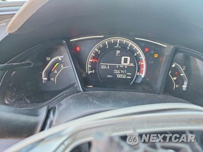 Zdjęcie 9 z 12 samochodu: 2018 HONDA CIVIC LX VIN:2HGFC2F51JH545350 - miniatura