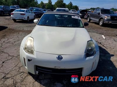 Piąte zdjęcie samochodu w środku: 2008 NISSAN 350Z ENTHUSIAST VIN:JN1BZ36A28M850784 - miniatura