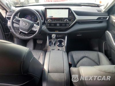 Zdjęcie 8 z 14 samochodu: 2025 TOYOTA HIGHLANDER HYBRID LIMITED VIN:5TDXBRCH8SS667607 - miniatura