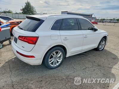 Trzecie zdjęcie samochodu z tyłu: 2020 AUDI Q5 PREMIUM VIN:WA1ANAFY5L2055880 - miniatura
