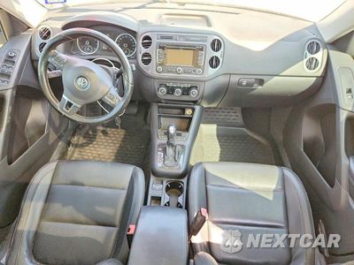 Zdjęcie 8 z 12 samochodu: 2012 VOLKSWAGEN TIGUAN S VIN:WVGAV7AX2CW004039 - miniatura