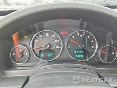 Zdjęcie 9 z 13 samochodu: 2010 JEEP LIBERTY SPORT VIN:1J4PN2GK6AW154370 - miniatura