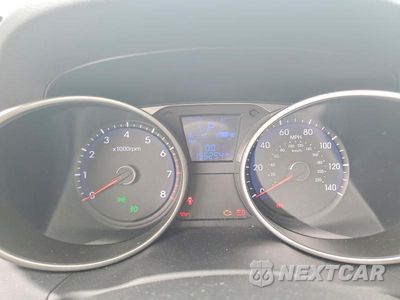 Zdjęcie 9 z 13 samochodu: 2010 HYUNDAI TUCSON LIMITED VIN:KM8JU3AC2AU053128 - miniatura