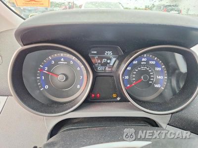 Zdjęcie 9 z 12 samochodu: 2016 HYUNDAI ELANTRA SE VIN:5NPDH4AE1GH731271 - miniatura