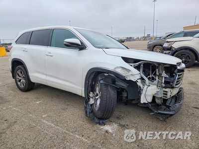 Czwarte zdjęcie samochodu z boku: 2015 TOYOTA HIGHLANDER LE PLUS VIN:5TDBKRFH7FS155249 - miniatura