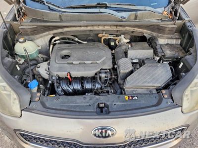 Zdjęcie 12 z 13 samochodu: 2017 KIA SPORTAGE LX VIN:KNDPM3AC1H7268930 - miniatura