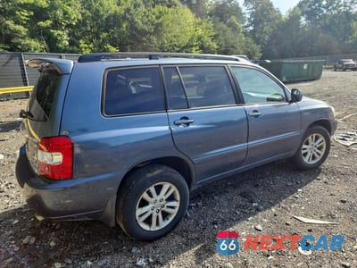 Trzecie zdjęcie samochodu z tyłu: 2006 TOYOTA HIGHLANDER HYBRID VIN:JTEEW21A560022782 - miniatura