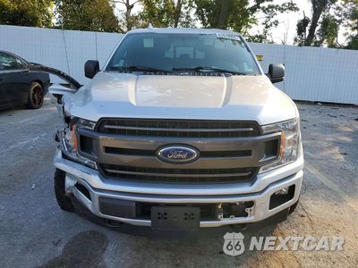 Piąte zdjęcie samochodu w środku: 2018 FORD F150 SUPERCREW VIN:1FTEW1EG6JKE92782 - miniatura