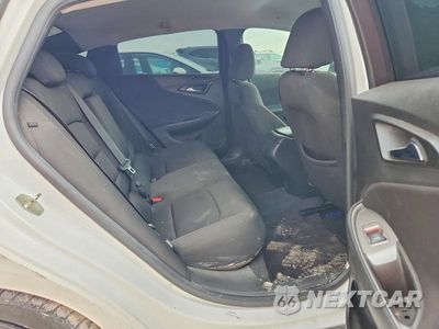 Zdjęcie 10 z 12 samochodu: 2018 CHEVROLET MALIBU LS VIN:1G1ZB5ST6JF220966 - miniatura