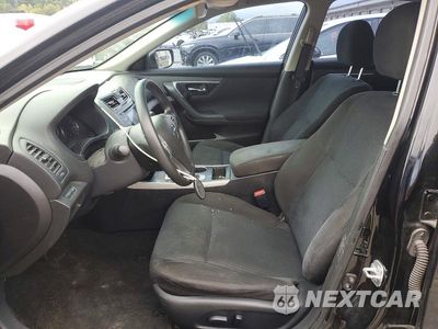 Zdjęcie 7 z 13 samochodu: 2015 NISSAN ALTIMA 2.5 S VIN:1N4AL3AP5FC234866 - miniatura