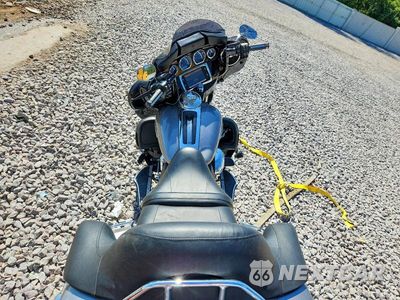 Zdjęcie 6 z 9 samochodu: 2016 HARLEY-DAVIDSON FLHTKL ULTRA LIMITED LOW VIN:1HD1KKL14GB671988 - miniatura
