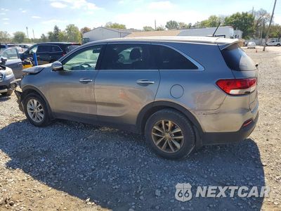 Drugie zdjęcie samochodu z przodu: 2017 KIA SORENTO L VIN:5XYPG4A32HG204556 - miniatura