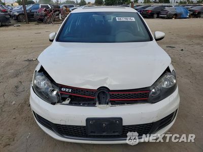 Piąte zdjęcie samochodu w środku: 2013 VOLKSWAGEN GTI VIN:WVWHD7AJXDW124111 - miniatura