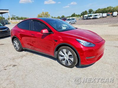 Czwarte zdjęcie samochodu z boku: 2020 TESLA MODEL Y VIN:5YJYGDEE3LF026110 - miniatura