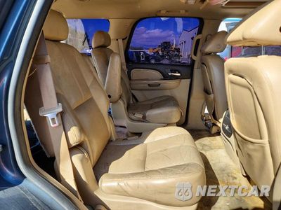 Zdjęcie 11 z 13 samochodu: 2007 GMC YUKON DENALI VIN:1GKFK63857J346319 - miniatura