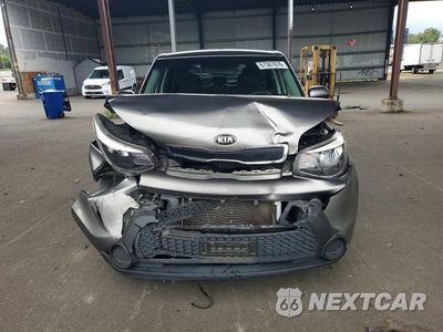 Piąte zdjęcie samochodu w środku: 2016 KIA SOUL BASE VIN:KNDJN2A20G7256156 - miniatura