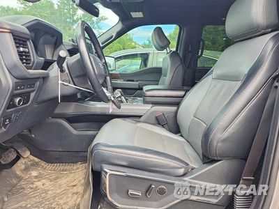 Zdjęcie 7 z 12 samochodu: 2023 FORD F150 LIGHTNING PRO VIN:1FT6W1EV8PWG63200 - miniatura