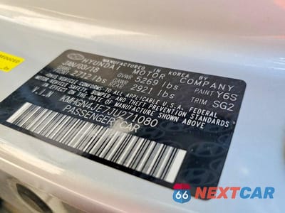 Zdjęcie 13 z 13 samochodu: 2018 GENESIS G80 3.8 VIN:KMHGN4JE7JU271080 - miniatura