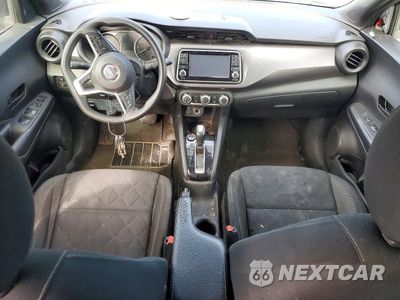 Zdjęcie 8 z 12 samochodu: 2020 NISSAN KICKS S VIN:3N1CP5BV3LL558434 - miniatura