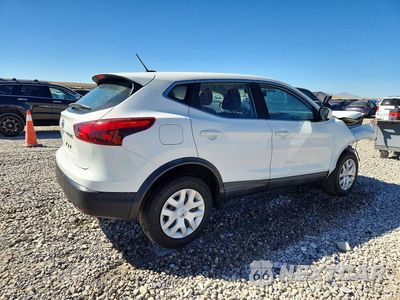 Trzecie zdjęcie samochodu z tyłu: 2019 NISSAN ROGUE SPORT S VIN:JN1BJ1CP2KW233739 - miniatura