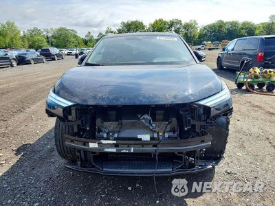 Piąte zdjęcie samochodu w środku: 2023 AUDI Q4 E-TRON PREMIUM PLUS VIN:WA1L2BFZ5PP045729 - miniatura
