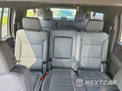 Zdjęcie 10 z 13 samochodu: 2026 CHEVROLET SUBURBAN K1500 LT VIN:1GNS6CKD4TR352921 - miniatura