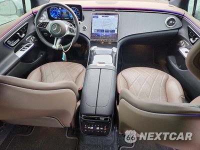 Zdjęcie 8 z 12 samochodu: 2023 MERCEDES-BENZ EQE SEDAN 350+ VIN:W1KEG2BB6PF014400 - miniatura
