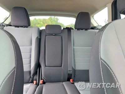 Zdjęcie 10 z 13 samochodu: 2015 FORD ESCAPE SE VIN:1FMCU9GX1FUB15776 - miniatura