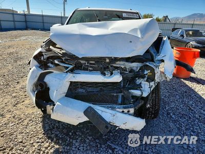Zdjęcie 11 z 13 samochodu: 2015 TOYOTA 4RUNNER SR5 PREMIUM VIN:JTEZU5JR3F5107766 - miniatura