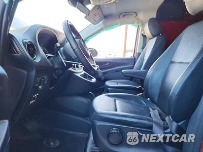 Zdjęcie 7 z 13 samochodu: 2021 MERCEDES-BENZ METRIS DELIVERY VAN VIN:W1YV0BEY5M3826892 - miniatura