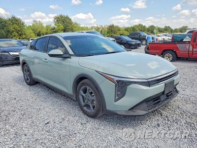 Czwarte zdjęcie samochodu z boku: 2026 KIA K4 LXS VIN:3KPFT4DE6TE273535 - miniatura