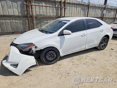 2017 TOYOTA COROLLA LE 5YFBURHEXHP670724 - główne zdjęcie licytacji z USA - miniatura