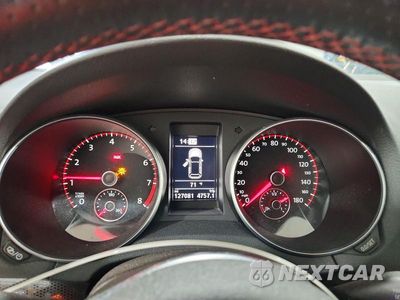 Zdjęcie 9 z 12 samochodu: 2013 VOLKSWAGEN GTI VIN:WVWGD7AJ1DW133436 - miniatura