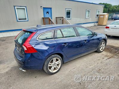 Trzecie zdjęcie samochodu z tyłu: 2015 VOLVO V60 PREMIER VIN:YV1612SB8F1190984 - miniatura