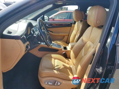 Zdjęcie 7 z 13 samochodu: 2017 PORSCHE MACAN VIN:WP1AA2A58HLB07393 - miniatura