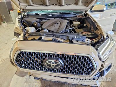 Zdjęcie 11 z 12 samochodu: 2019 TOYOTA TACOMA TRD OFF-ROAD VIN:3TMDZ5BN0KM056856 - miniatura