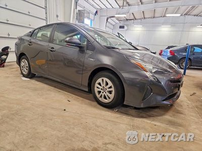 Czwarte zdjęcie samochodu z boku: 2016 TOYOTA PRIUS TWO VIN:JTDKBRFU5G3004832 - miniatura