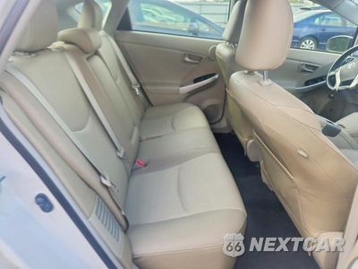 Zdjęcie 10 z 13 samochodu: 2015 TOYOTA PRIUS FIVE VIN:JTDKN3DUXF0402996 - miniatura